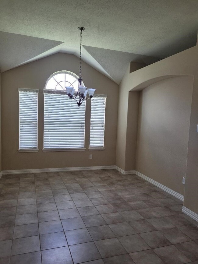 Building Photo - 4822 Emerald Bay Cir