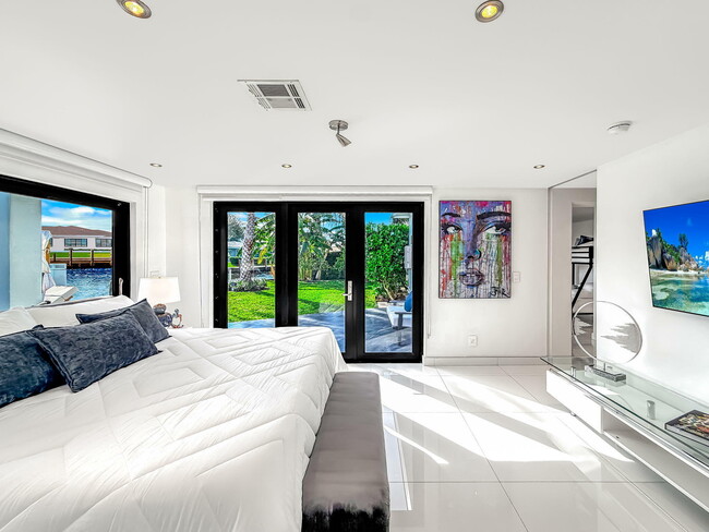 Building Photo - 2628 SE 10th St