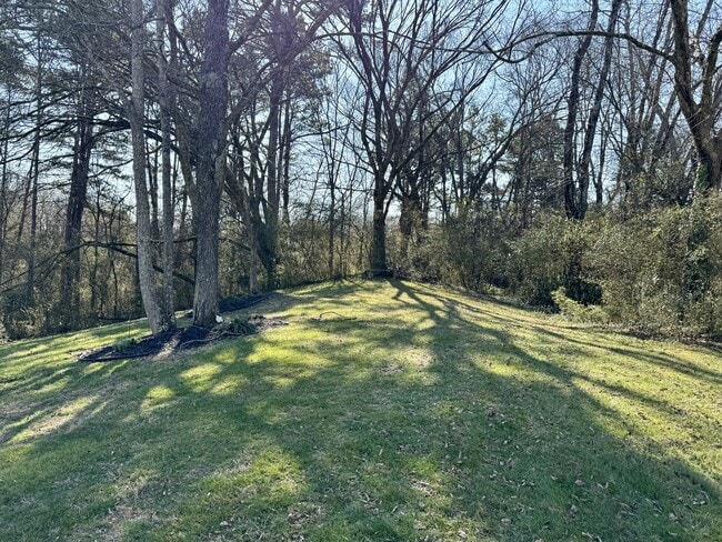 Building Photo - 174 Depew Dr