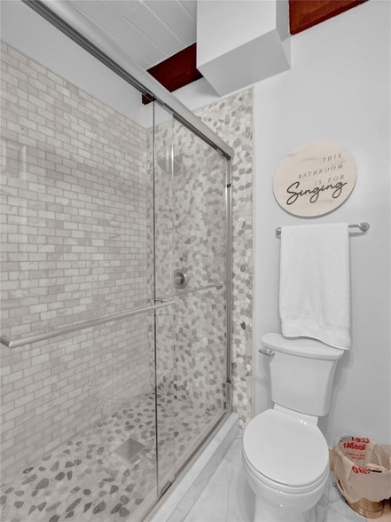 Building Photo - 700 E Coco Plum Cir