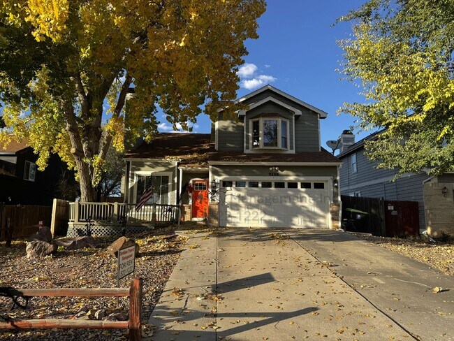 Primary Photo - Cozy 4 Bedroom House in East Fountain Valley