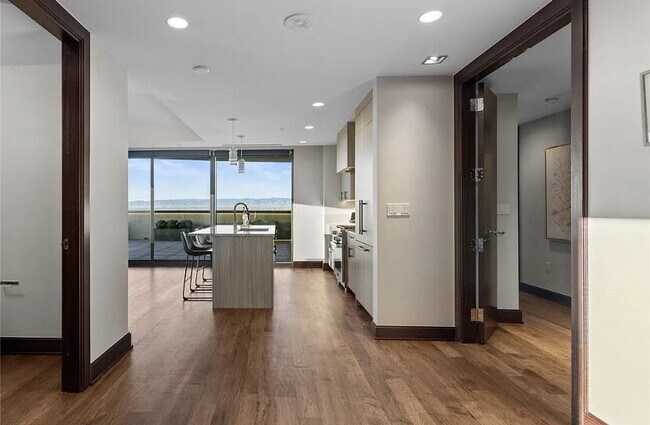 Building Photo - A Landmark Luxury Residence Above the City, Denver at Its Finest