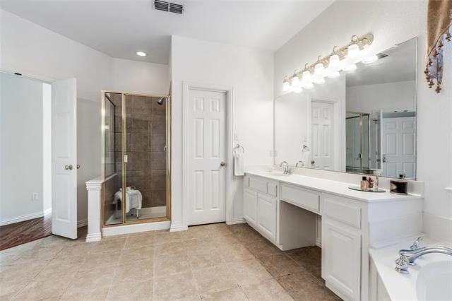 Building Photo - 4125 Greenfield Dr