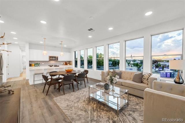 Building Photo - 2899 W 52nd Ave