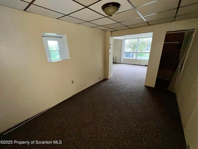 Building Photo - 316 Putnam St