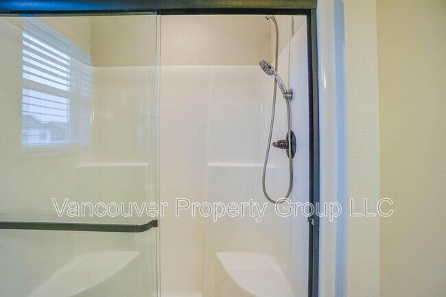 Building Photo - 2940 NW 16th St