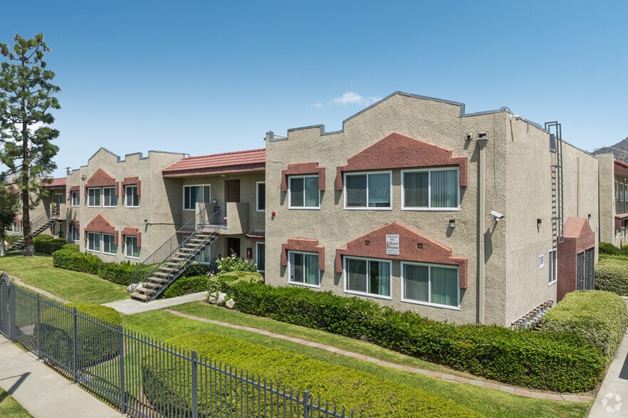 Azusa Gardens - Azusa Gardens Apartments