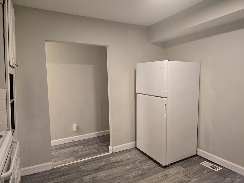 Building Photo - 262 Buddie Ave