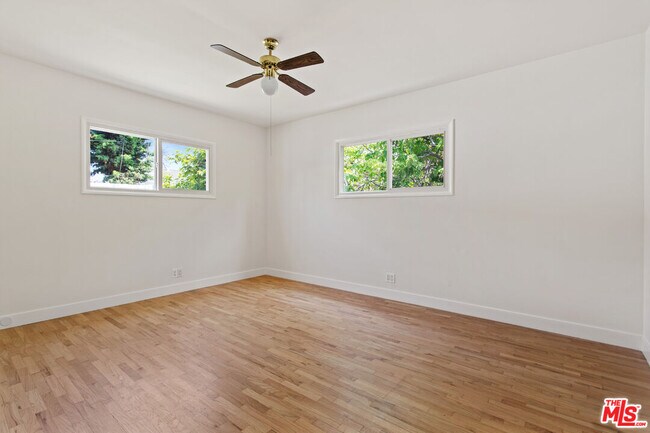 Building Photo - 11951 Bray St