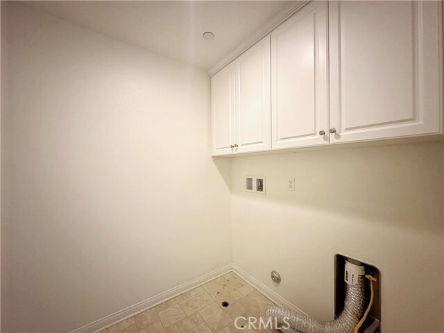 Building Photo - 681 Huron Pl