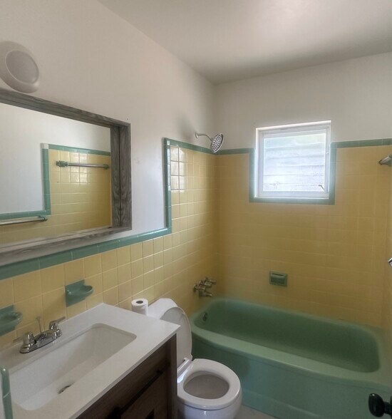 Building Photo - 4824 Dr Martin Luther King Jr St S