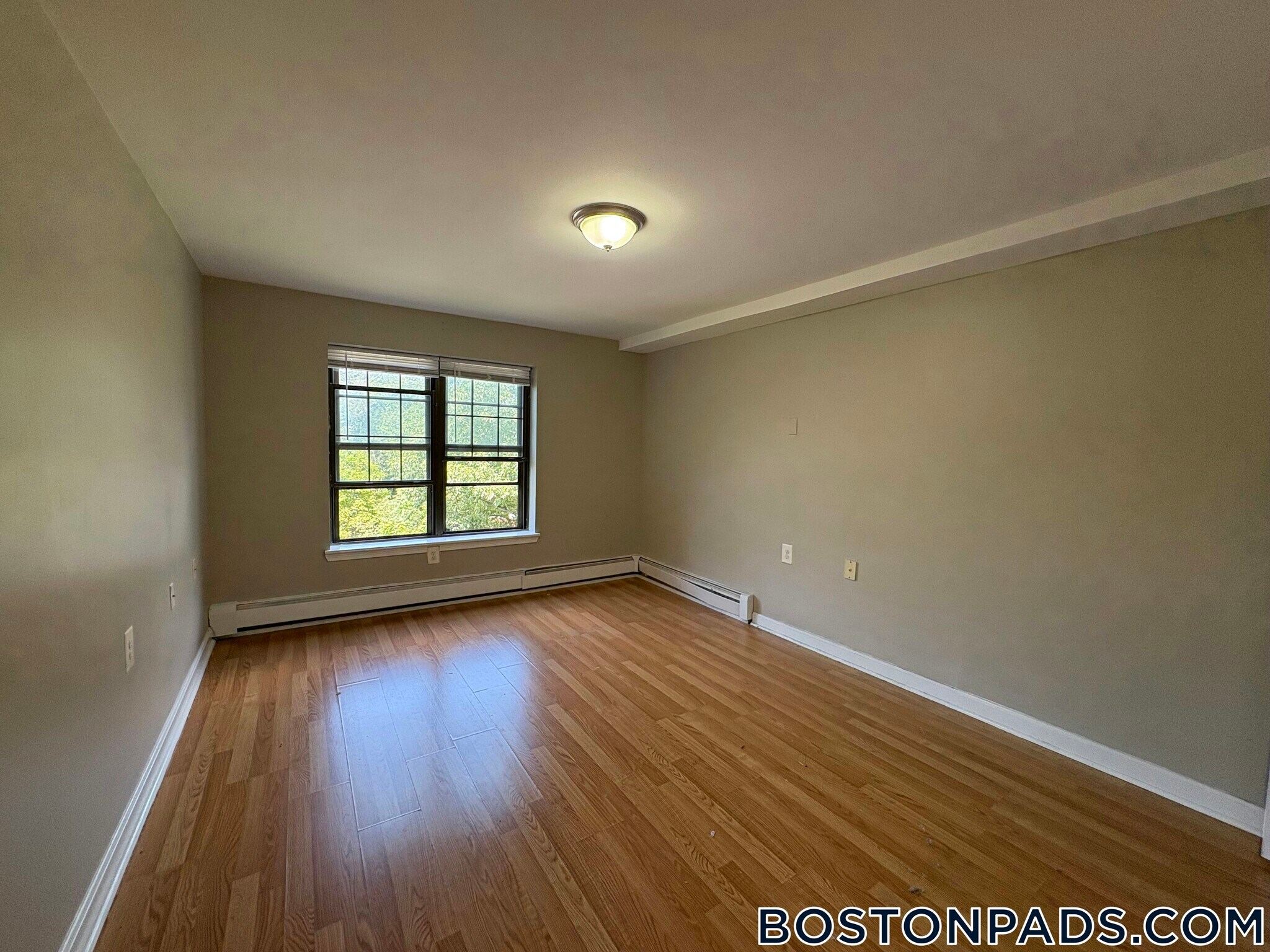 Building Photo - 757 Highland Ave