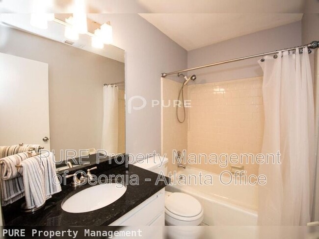 Building Photo - 540 Silver Pine Trail