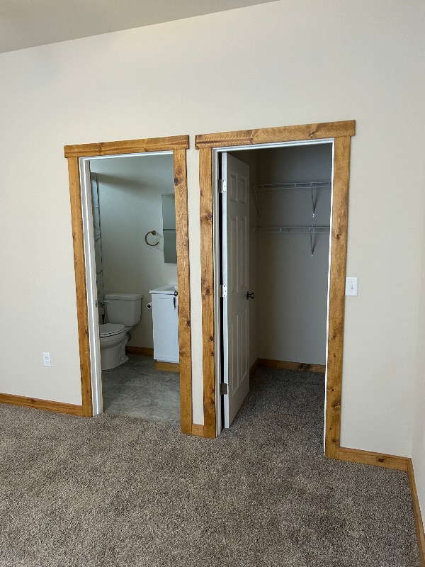 Building Photo - 351 W Buttercup Way