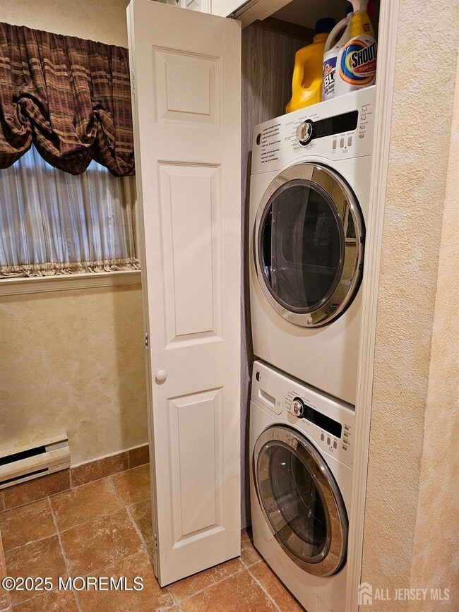 Building Photo - 663 Yorktown Ln