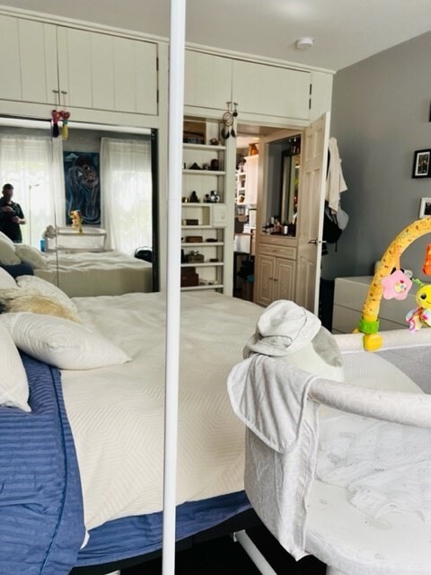 Building Photo - 4 Centre Pl