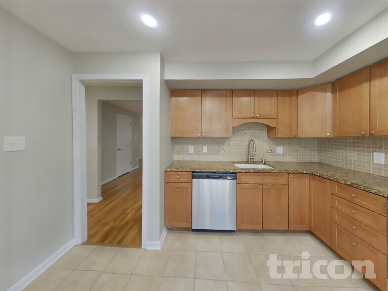 Building Photo - 26 Pickersgill Square