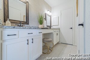 Building Photo - 1142 Churing Dr