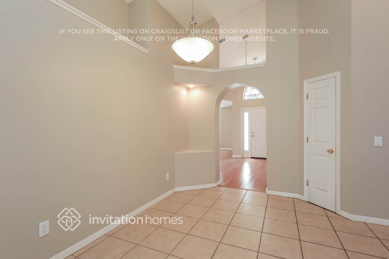 Building Photo - 9718 Bay Colony Dr