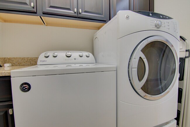 Building Photo - 9385 Isla Bella Cir