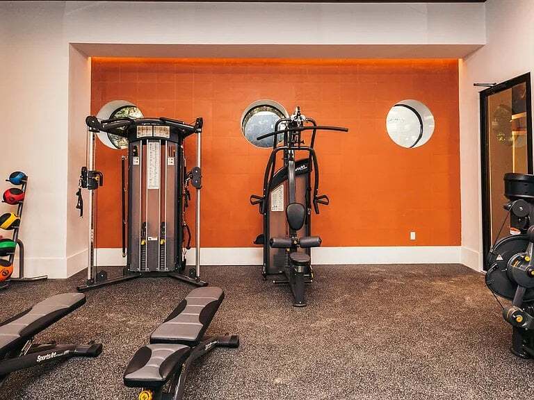 Building Photo - 44 Kent St