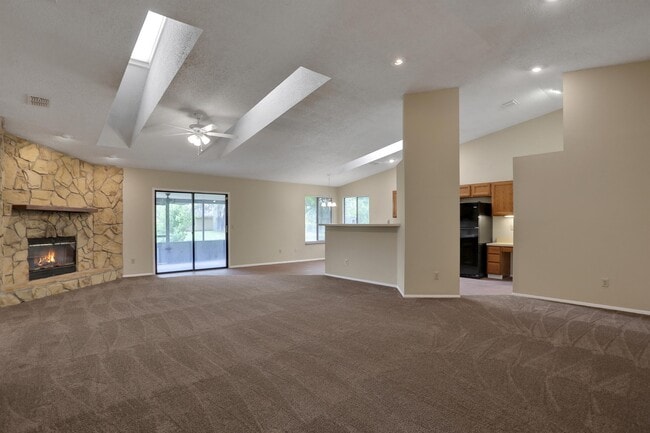 Building Photo - 11151 Stoney Point Ln W