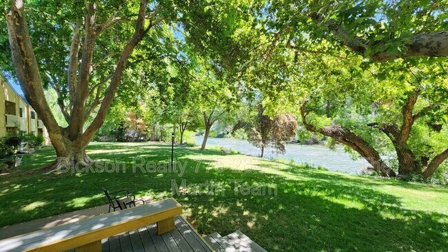 Building Photo - 2300 Dickerson Rd