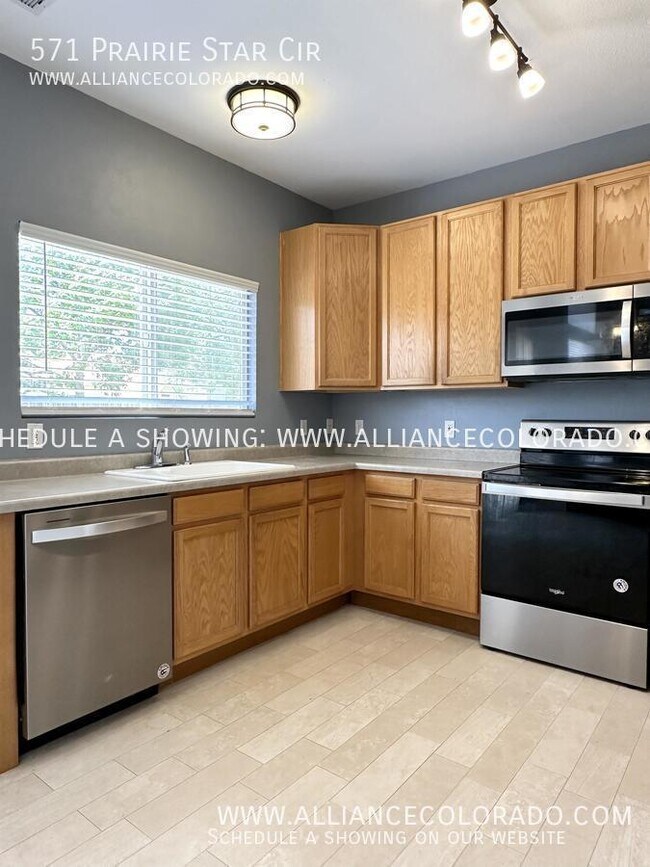 Building Photo - 571 Prairie Star Cir