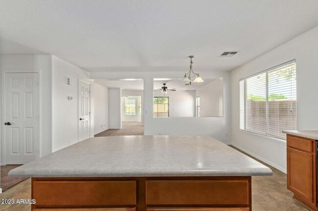 Building Photo - 3221 W Alta Vista Rd