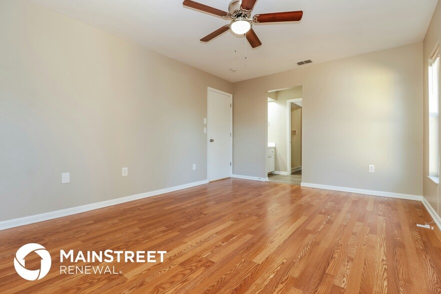Building Photo - 3042 Pintado Ave