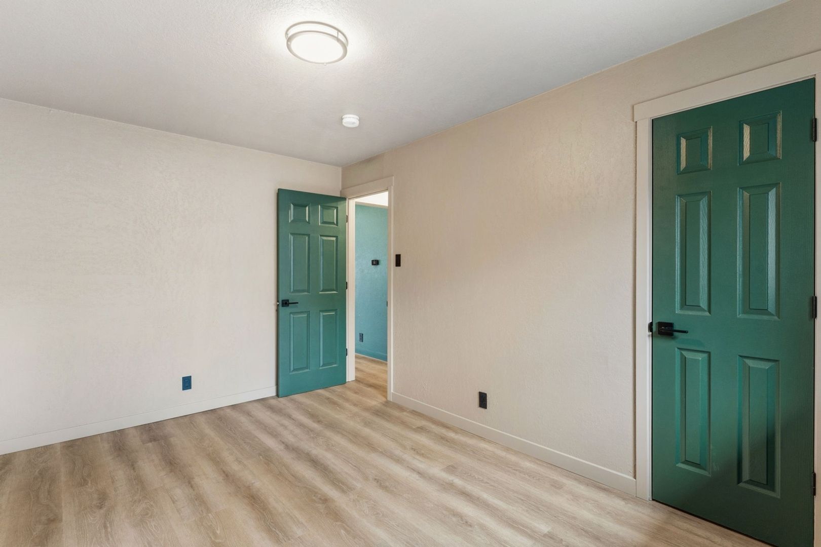 Building Photo - 405 Wilhelmia Ave