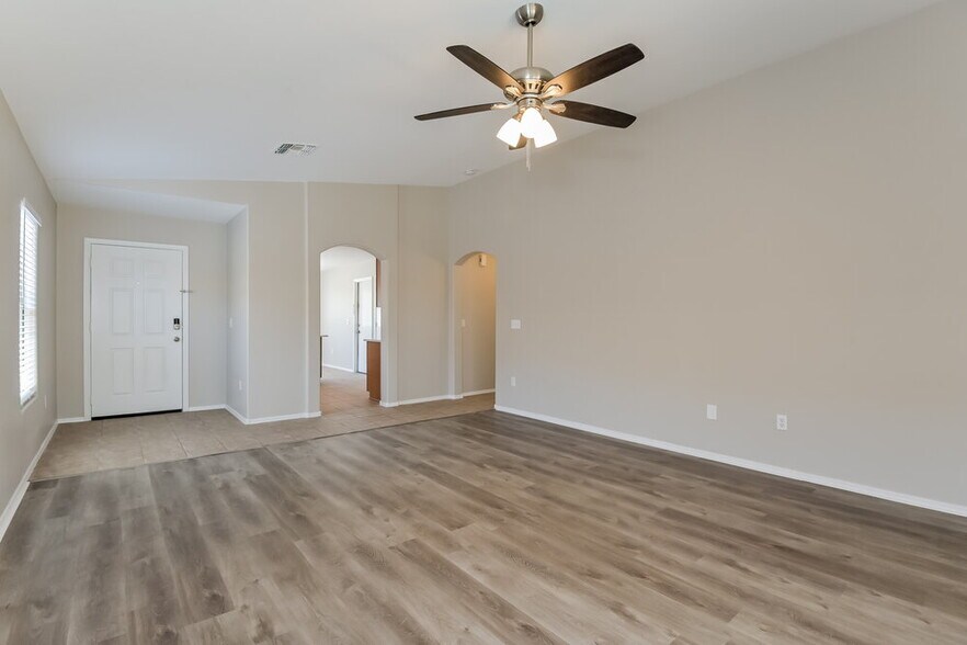 Building Photo - 12654 E Mandell Pass