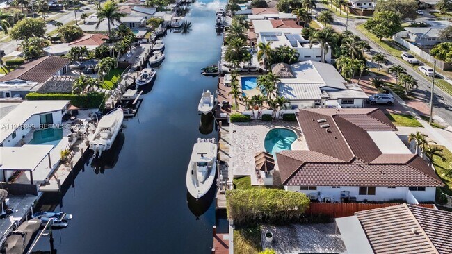 Building Photo - 800 SE 3rd Terrace