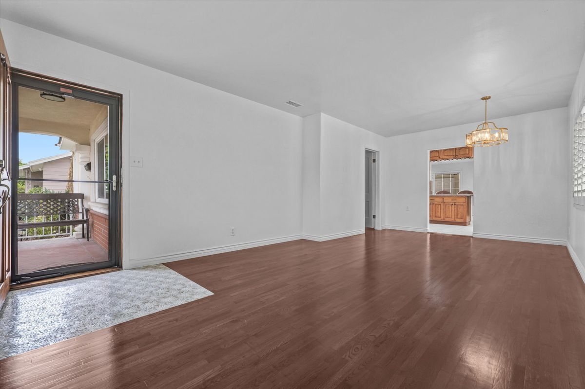 Building Photo - 14403 Benfield Ave