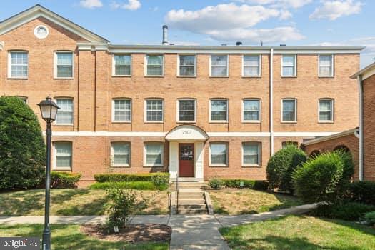 Building Photo - 2507 Arlington Blvd
