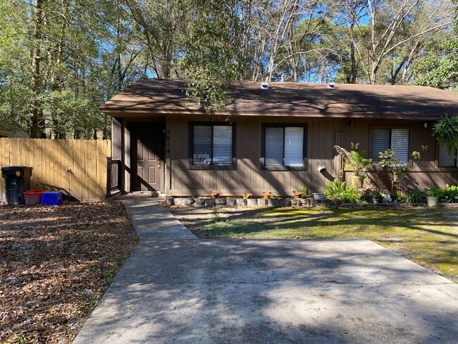 Primary Photo - 2014 SW 70th Terrace