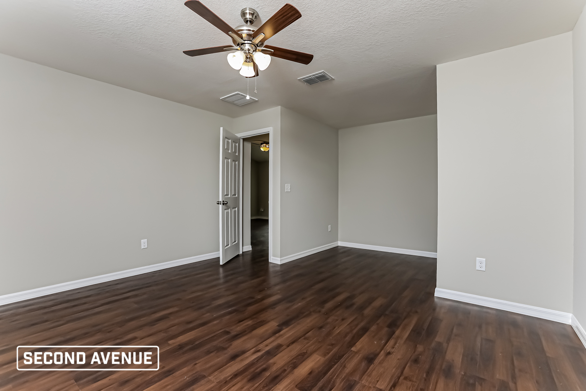 Building Photo - 2637 SW 153rd Ln