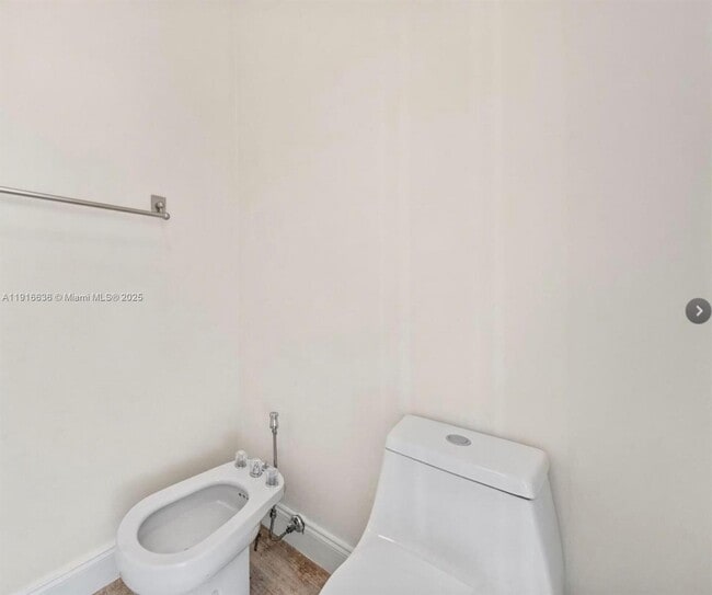 Building Photo - 10191 NW 32nd Terrace