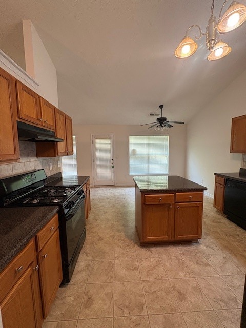 Building Photo - 95 Saddlebrook Ct