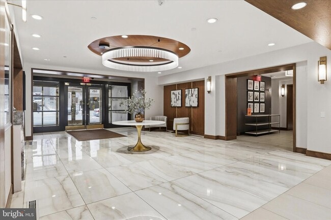 Building Photo - 631 D St NW