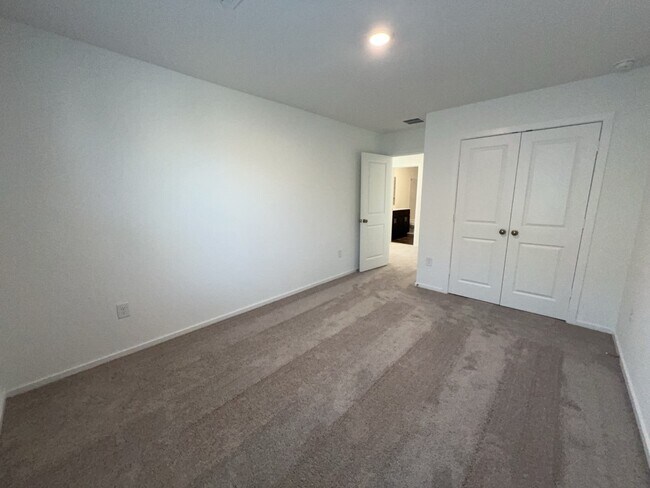 Building Photo - 15313 Dapple Blf Ln