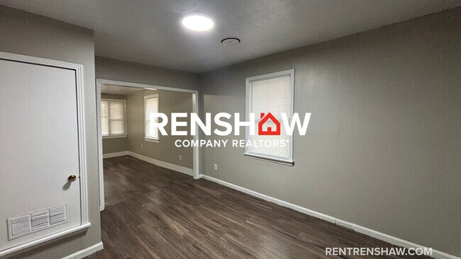 Building Photo - 2537 Spottswood Ave