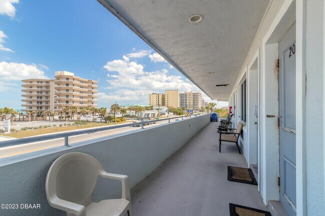 Building Photo - 3624 S Atlantic Ave