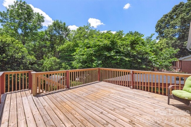 Building Photo - 3124 Edsel Pl