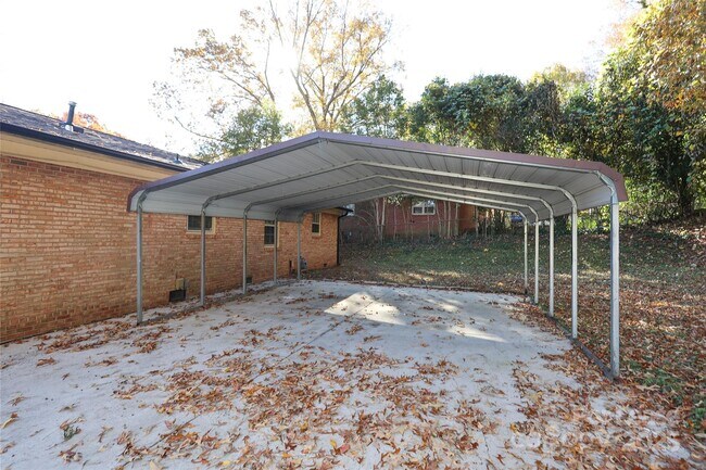 Building Photo - 937 Green Cir Dr