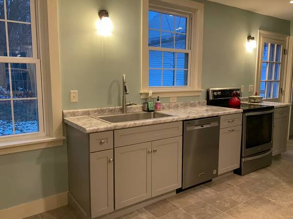 Building Photo - 886 VT-74