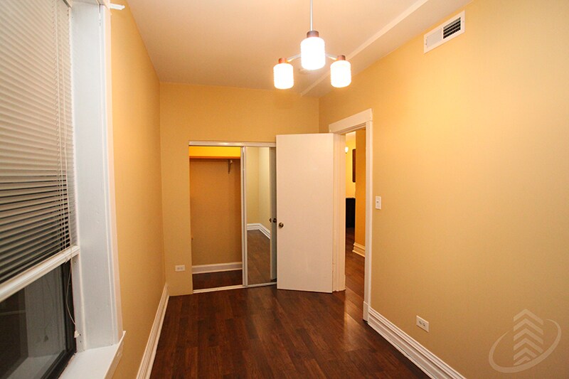 Building Photo - 1324 N Bosworth Ave