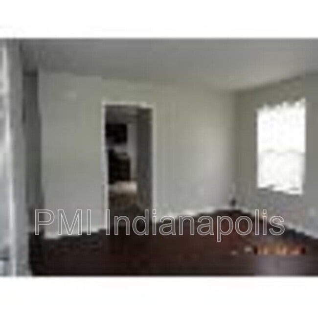 Building Photo - 3742 Caroline Ave