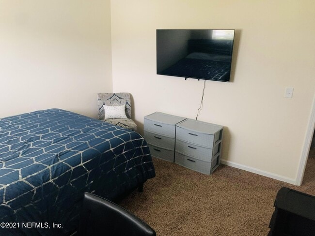 Building Photo - 3676 Alta Lakes Blvd