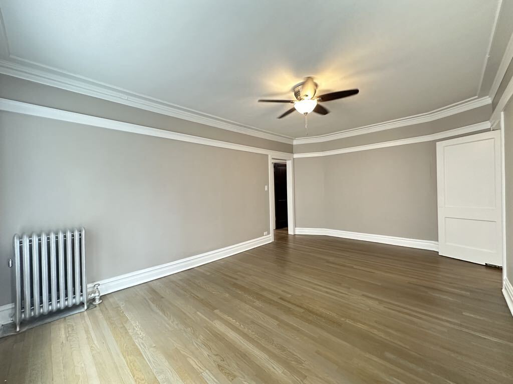Building Photo - 1452 W Winnemac Ave